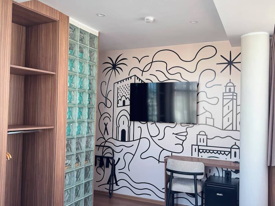 Deluxe Room | In-room safe, soundproofing, iron/ironing board (on request)