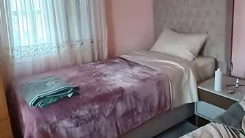 Iron/ironing board, WiFi, bed sheets
