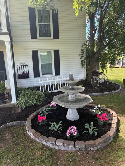 Farmhouse with a country Charm!