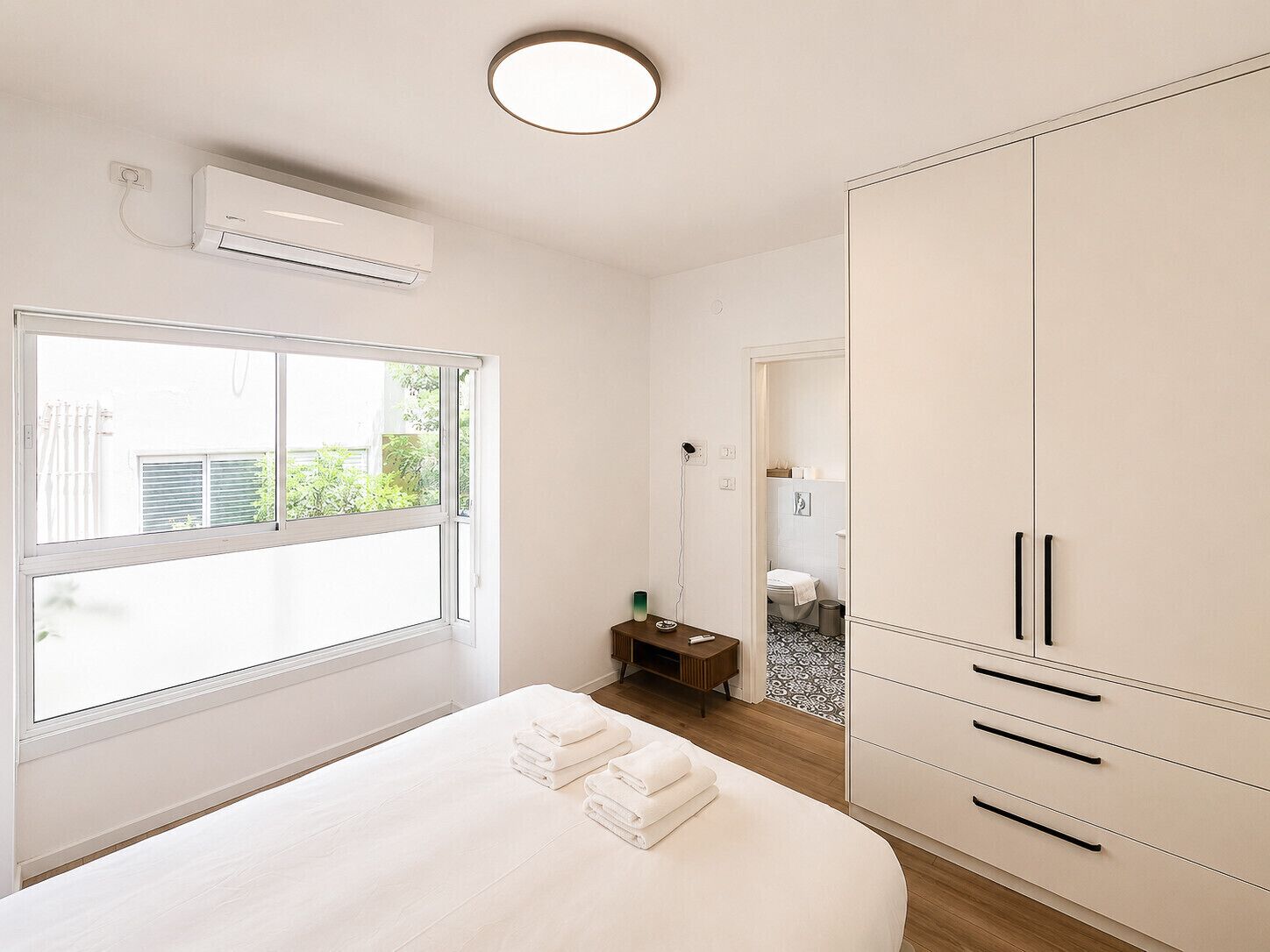 2 Schlafzimmer, Bügeleisen/Bügelbrett, kostenloses WLAN, Bettwäsche