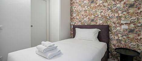 Apartment | Cots/infant beds, bed sheets