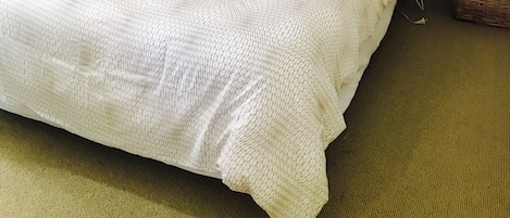 Ferros/tábuas de passar roupa, Wi-Fi, roupa de cama