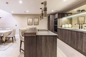 Dining - Hans Road | Pro-Managed (London)