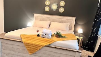 3 dormitorios, tabla de planchar con plancha, wifi gratis y ropa de cama