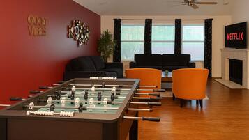 Spielezimmer