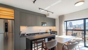 Private kitchen - Spacious Apartment Near Beto Carrero Lav0303 (Penha)