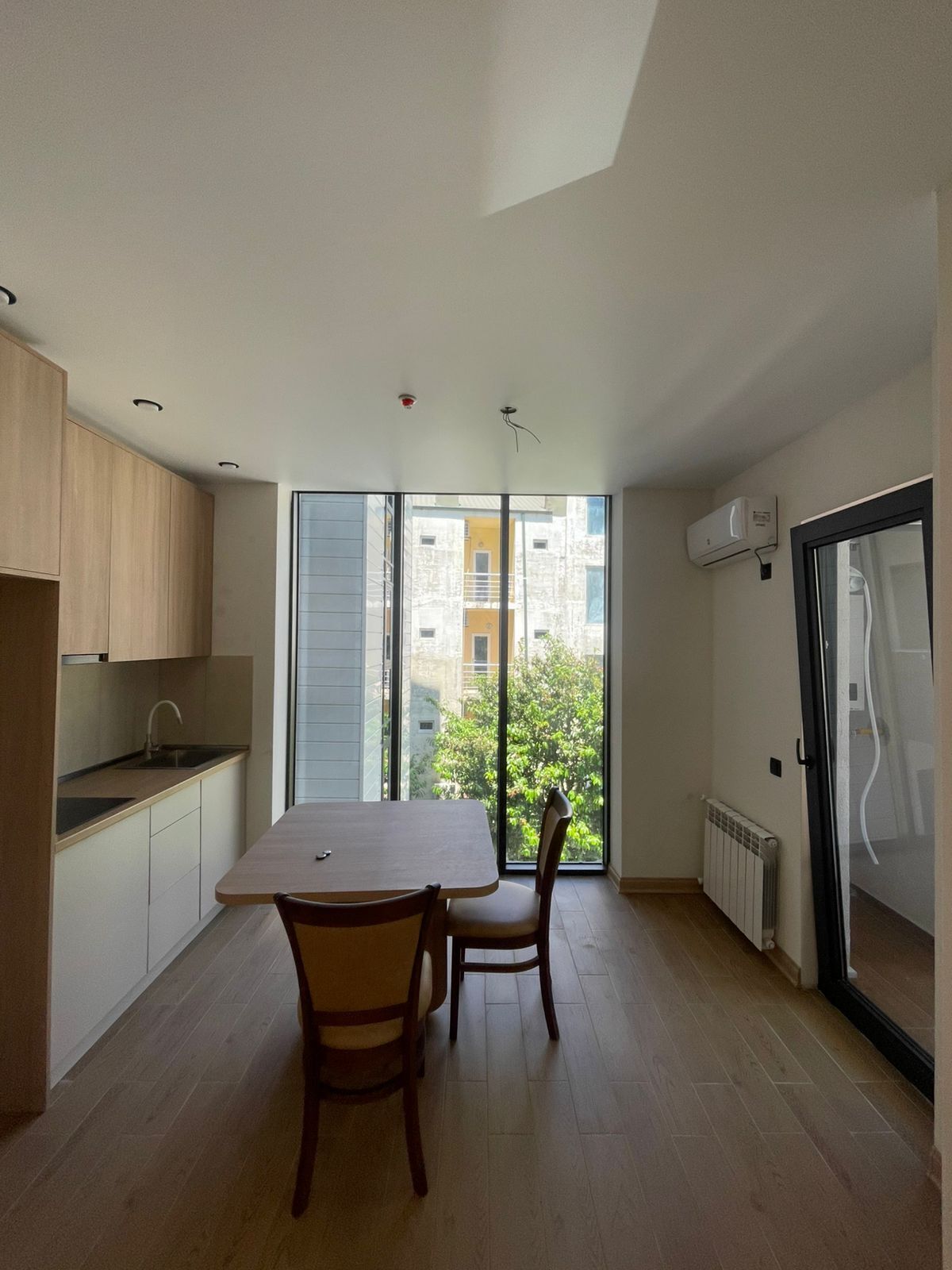 Studio suite, balkon, uitzicht op bergen | Dineren