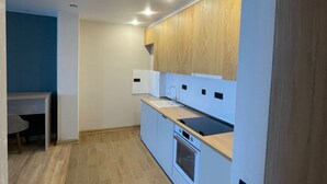 Suite, Balcony, Sea View | Private kitchen