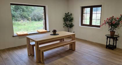 Jentilbaratze: More Than Just a Country House. Multifunctional space surrounded by nature