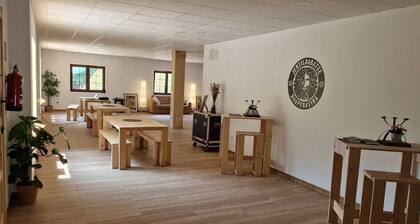Jentilbaratze: More Than Just a Country House. Multifunctional space surrounded by nature