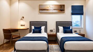 Twin Room, Balcony, City View