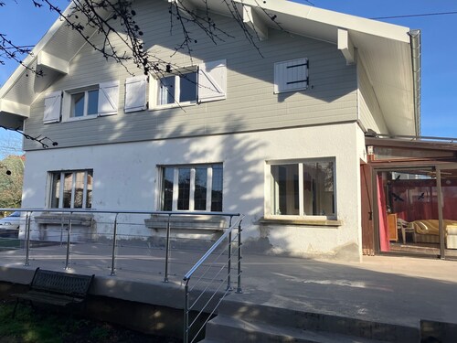 Maison familiale dans quartier résidentiel paisible au pied des Vosges