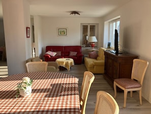 Interior - Family home in a peaceful residential neighborhood at the foot of the Vosges Mountains (Cernay)
