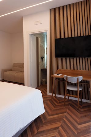 Standard Quadruple Room, Balcony, City View | Free WiFi