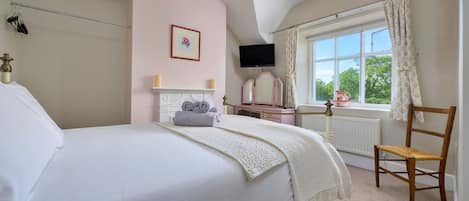 3 chambres, fer et planche à repasser, accès au Wi-Fi (inclus)