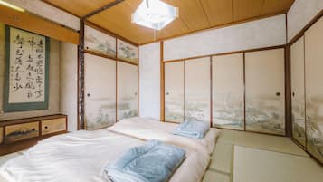 4 habitaciones, escritorio, tabla de planchar con plancha y wifi gratis