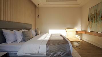 Standard Villa, Balcony, Pool View | Desk, laptop workspace