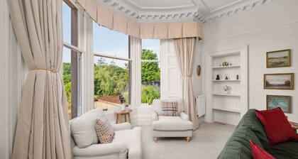 Douglasleigh - Luxury Victorian Villa - Walk to Carnoustie Golf Links