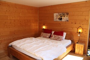 4 dormitorios, Internet, ropa de cama