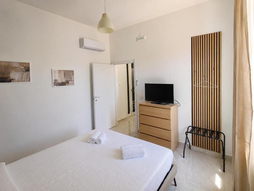 Double Room, Balcony, Mountain View | WiFi (free)