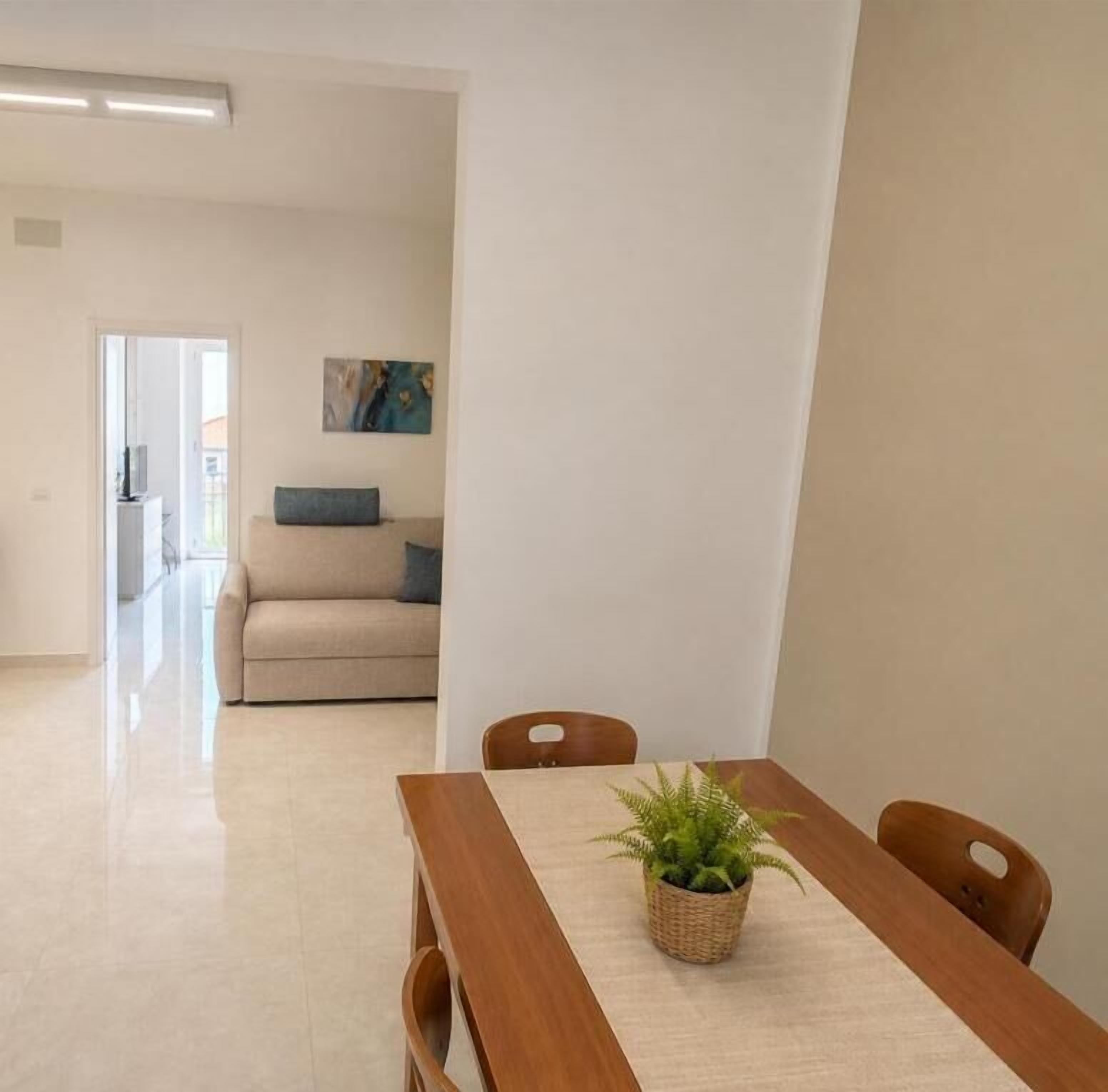 Familienapartment, Balkon, Stadtblick | Innenbereich