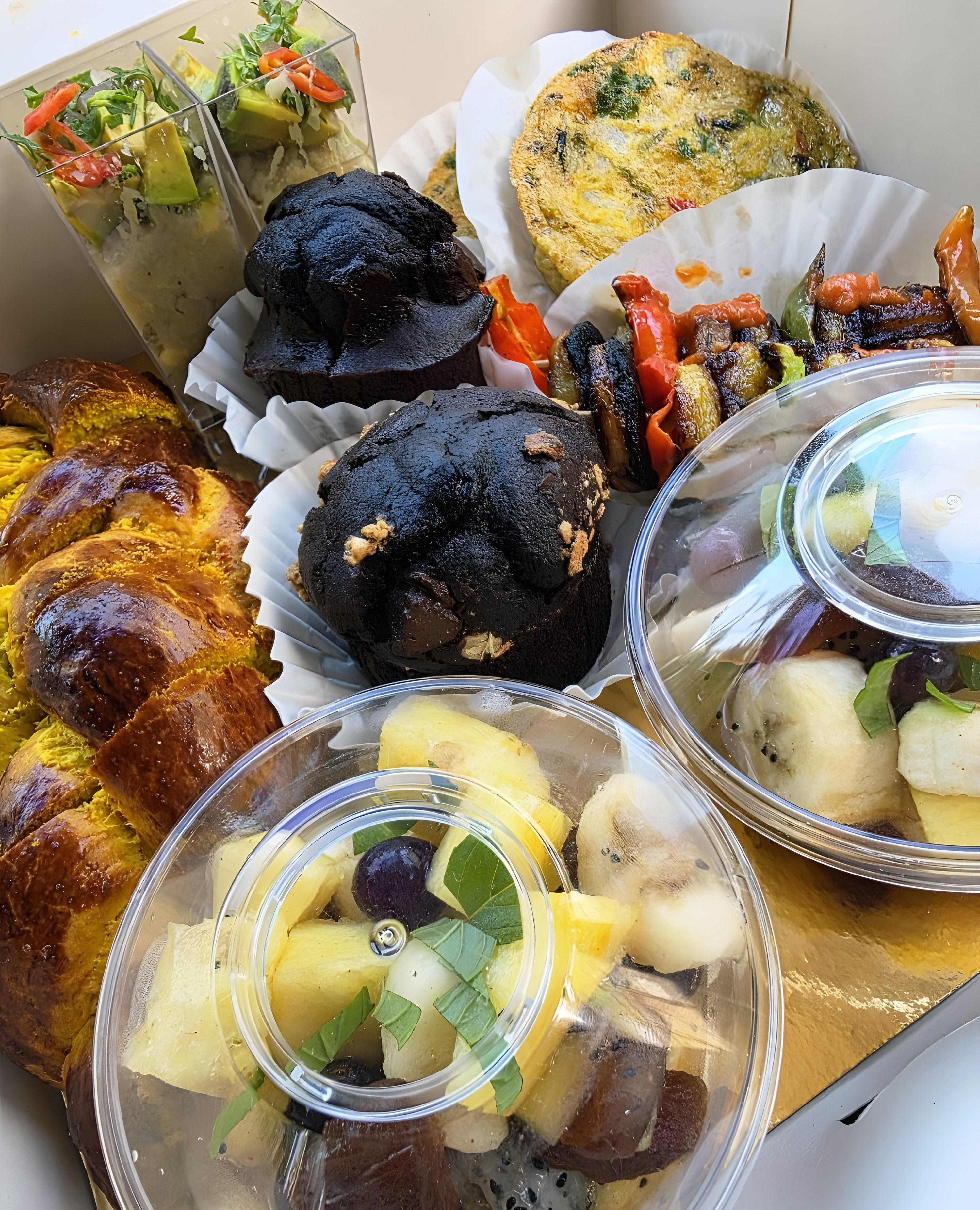 Alimentos y bebidas