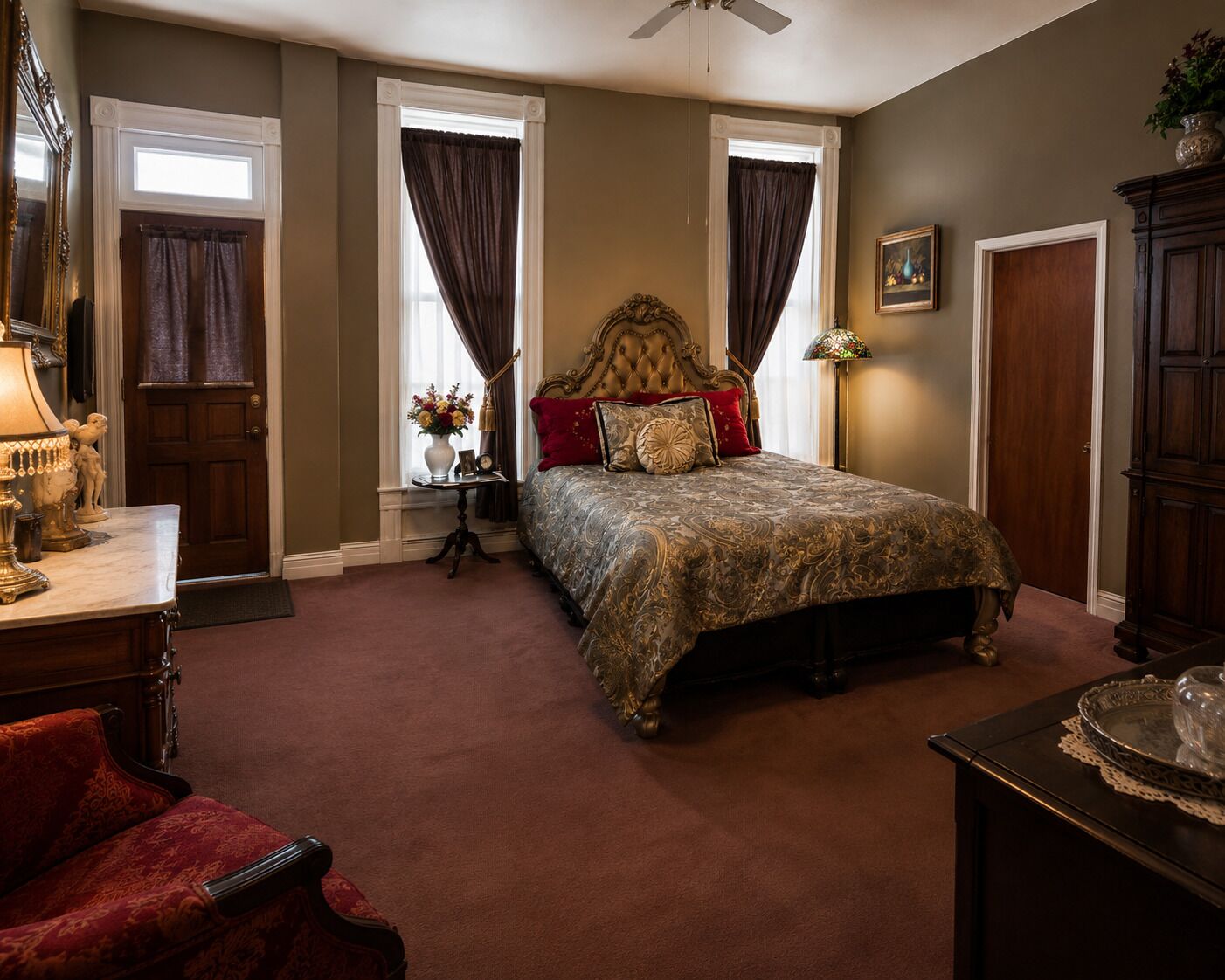 Deluxe Suite