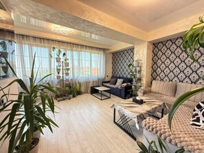 Living area - Panoramic Ararat View Apartment (Yerevan)