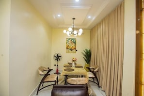 Tempat makan