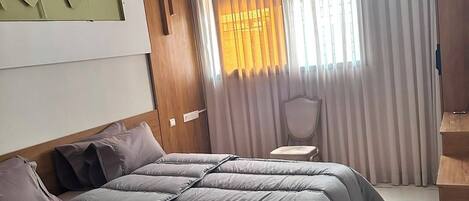 2 室のベッドルーム、WiFi、ベッドシーツ