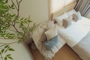 3 bedrooms, iron/ironing board, WiFi, bed sheets - 5MINS SEOUL STATION-3BR FAMILY STAY WITH PATIO (Seoul)