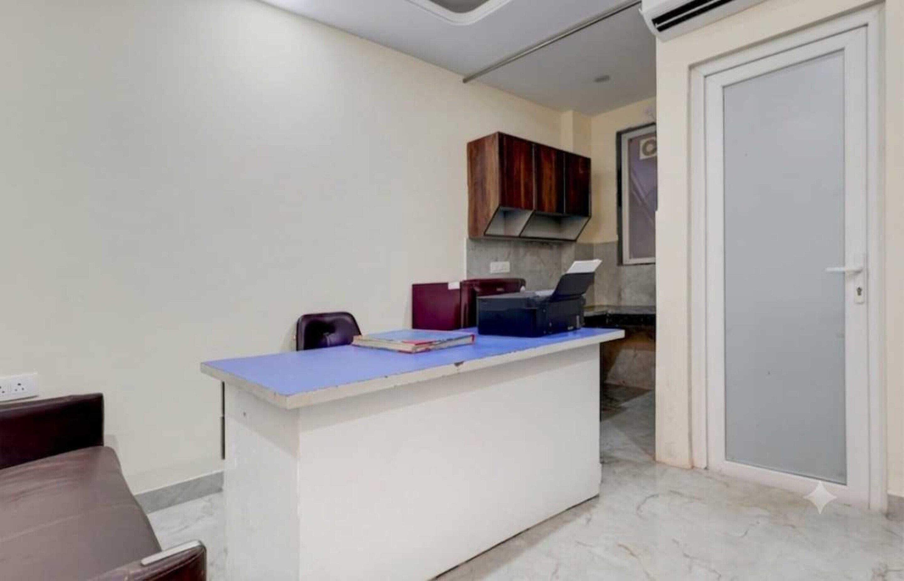 House | Reception