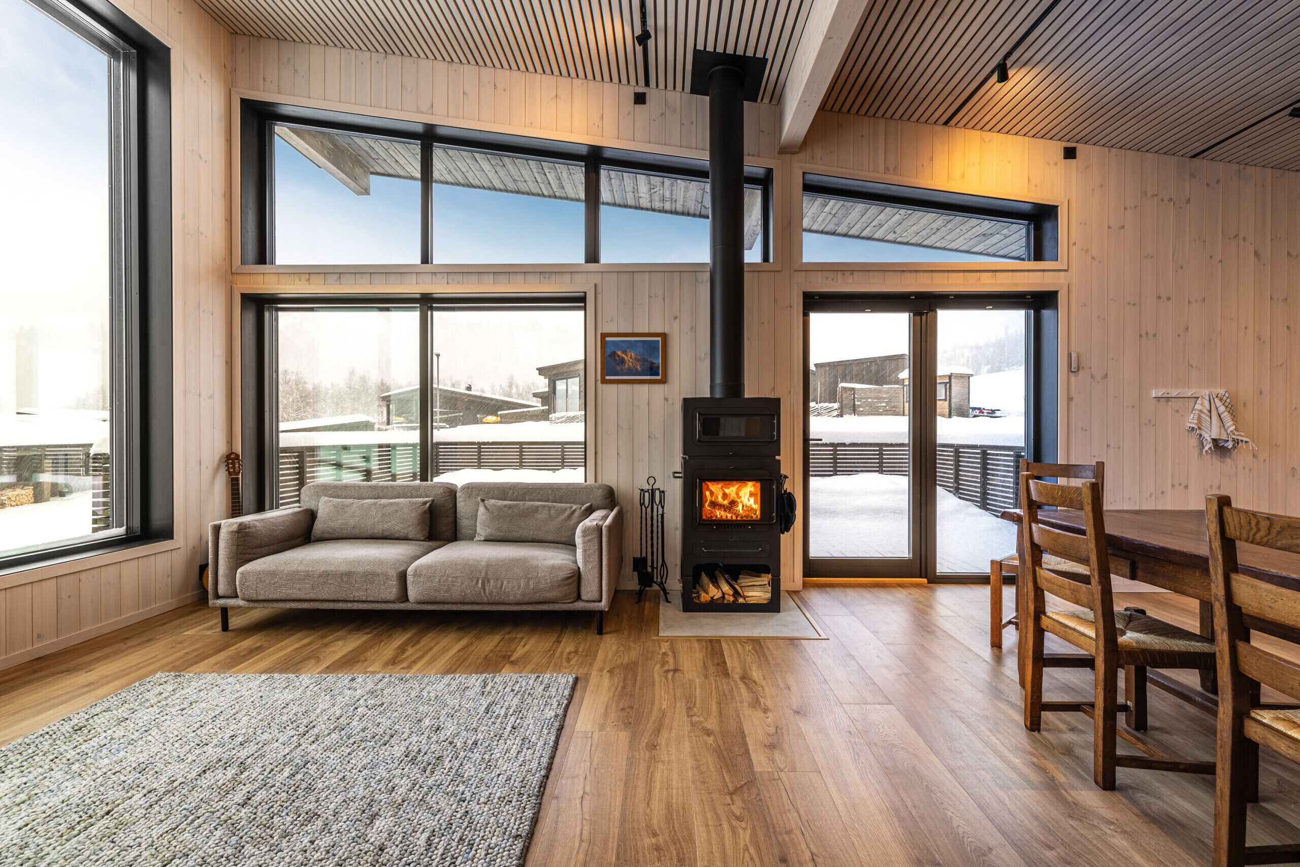 Fernseher, Kamin