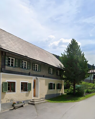 Holiday Home Rossegger with Mountain View, Private Garden and Wi-Fi