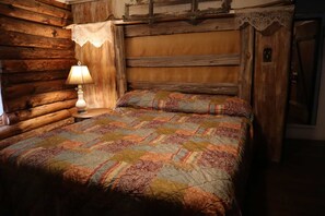 2 bedrooms, WiFi, bed sheets - The Skyline Cabin - Mountaintop Ranch (Elkton)