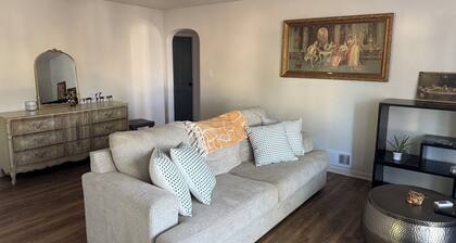 Golden Hour Getaway, tucked less than a mile from Frontier Park and downtown!