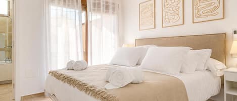 5 Schlafzimmer, Bügeleisen/Bügelbrett, WLAN, Bettwäsche