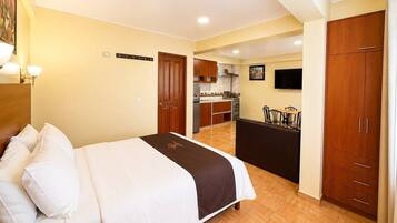 Comfort Apartment, Patio | Desk, laptop workspace, WiFi (free)