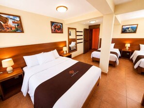 Desk, laptop workspace, free WiFi - Hotel Tambo del Valle  (Urubamba)