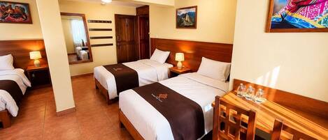 Family Triple Room | Desk, laptop workspace, WiFi (free)