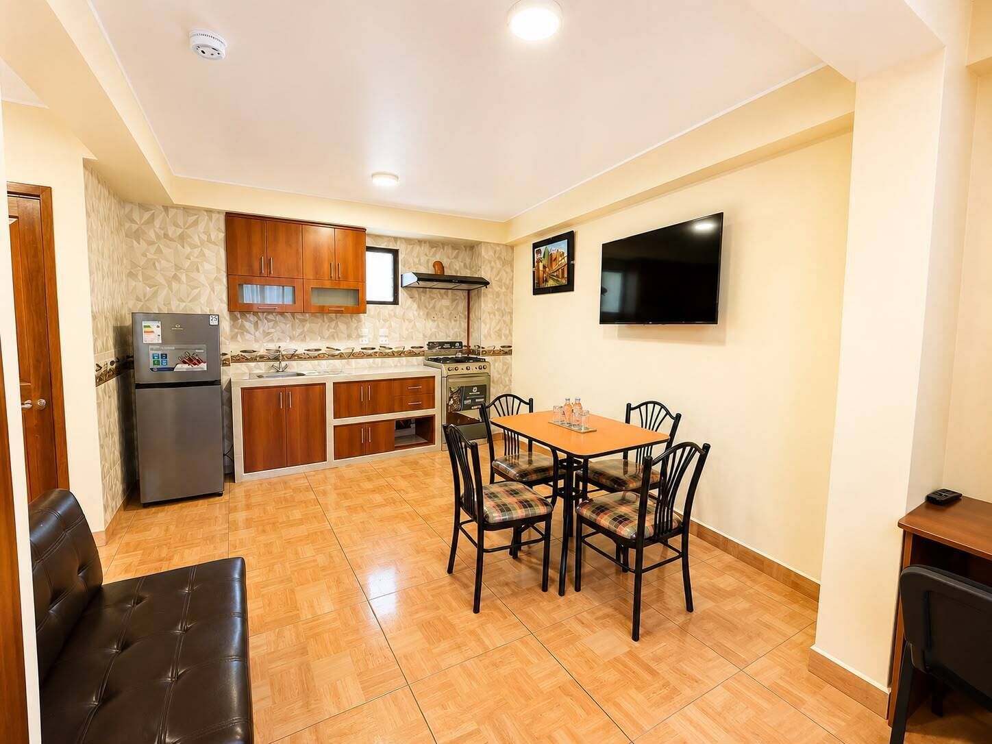 Comfort Apartment, Patio | Dining