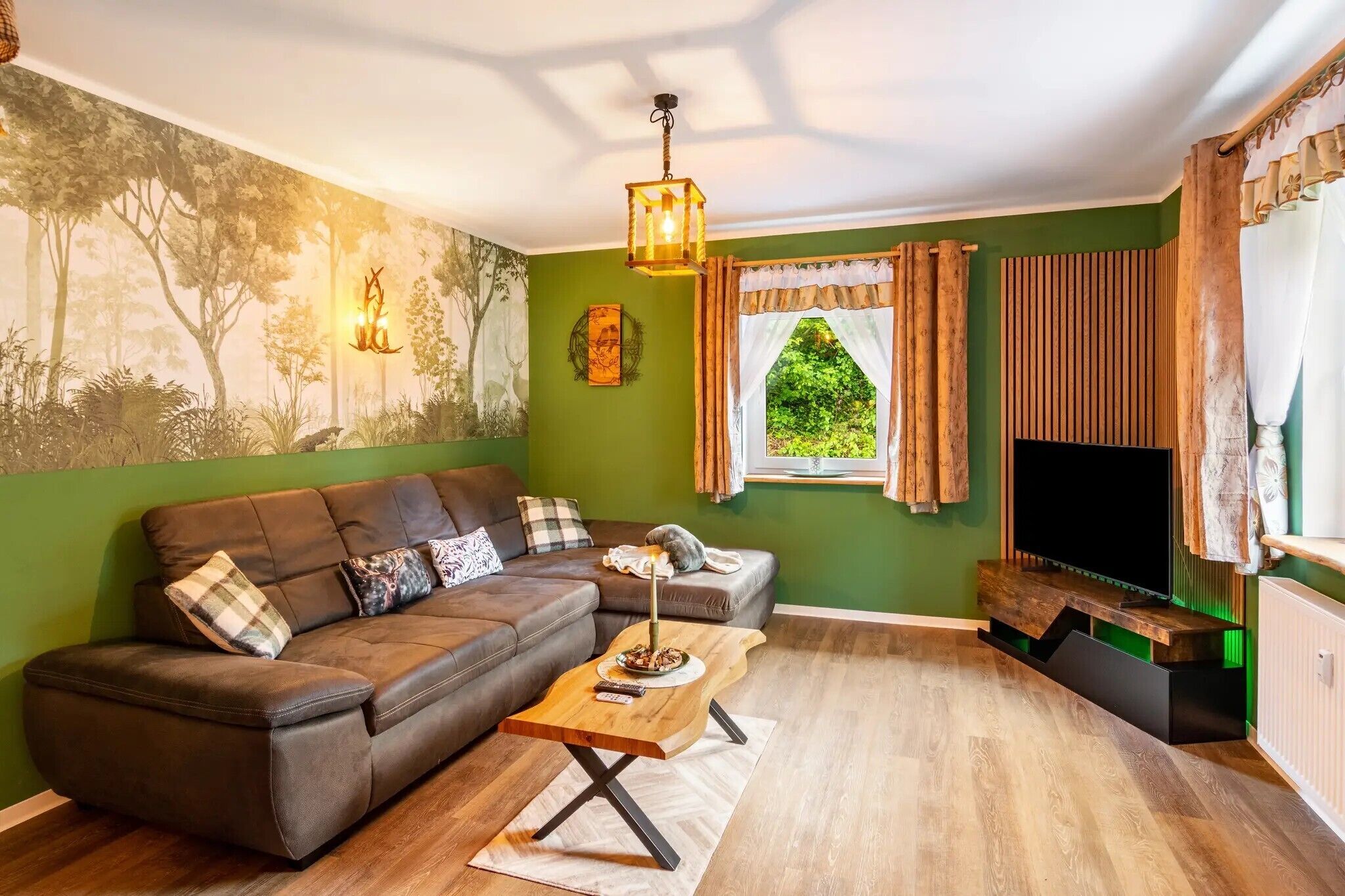 Fernseher, Kamin