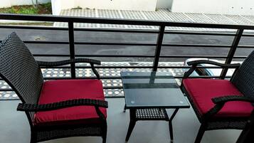 Condo, 2 Bedrooms, Private Pool | Balkoni
