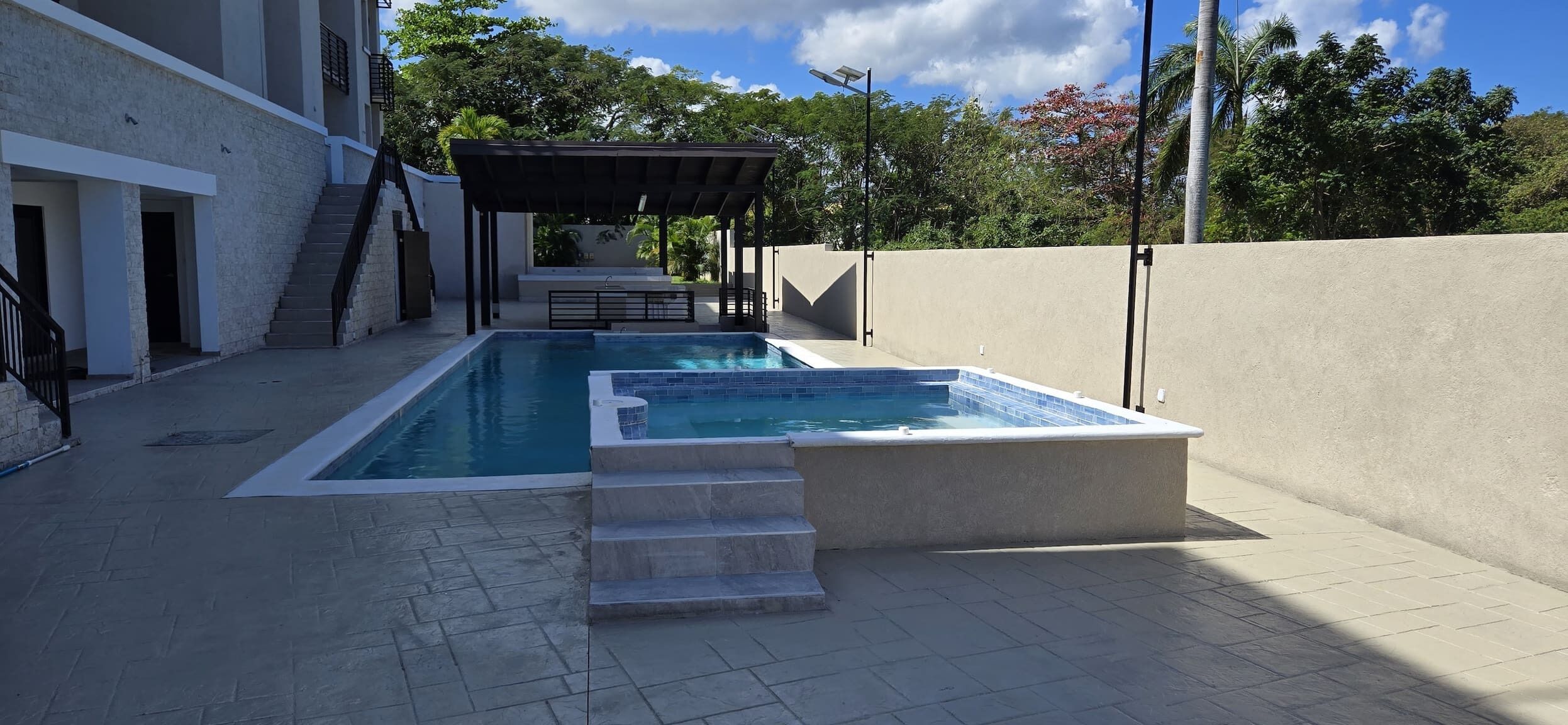 Kondominium, 2 kamar tidur, kolam renang pribadi | Kolam renang | Kolam renang outdoor