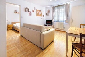 Living area - Vrbo Property (Colmar)