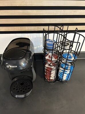 Kaffee und/oder Kaffeemaschine