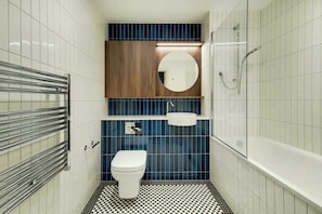 Apartment, 1 Bedroom, Non Smoking | Bathroom - Madison  (Wembley)