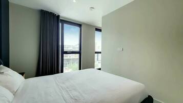 Apartment, 1 Bedroom, Non Smoking | Blackout curtains, iron/ironing board, free WiFi