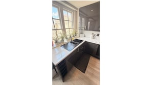 Private kitchen - Spacious 3-bedroom apartment in perfect Park West, London (London)