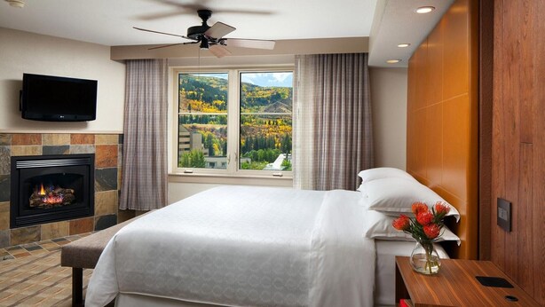 Room - Experience the Ultimate Family Getaway at Sheraton Mountain Vista's 2-Bd Lockoff (Avon)